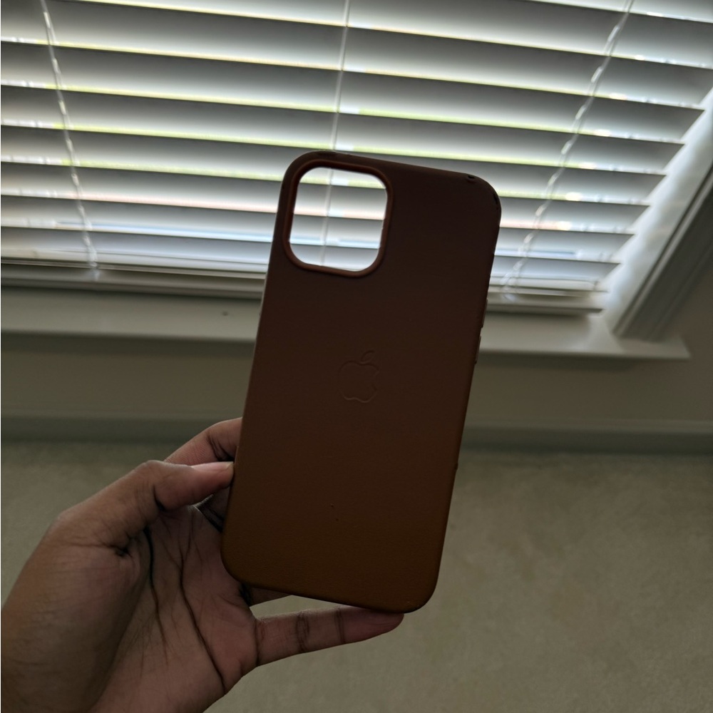 Apple Brown Leather iPhone Case with Durable Protection